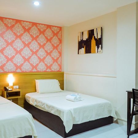 Hotel Juliano Manila Zewnętrze zdjęcie