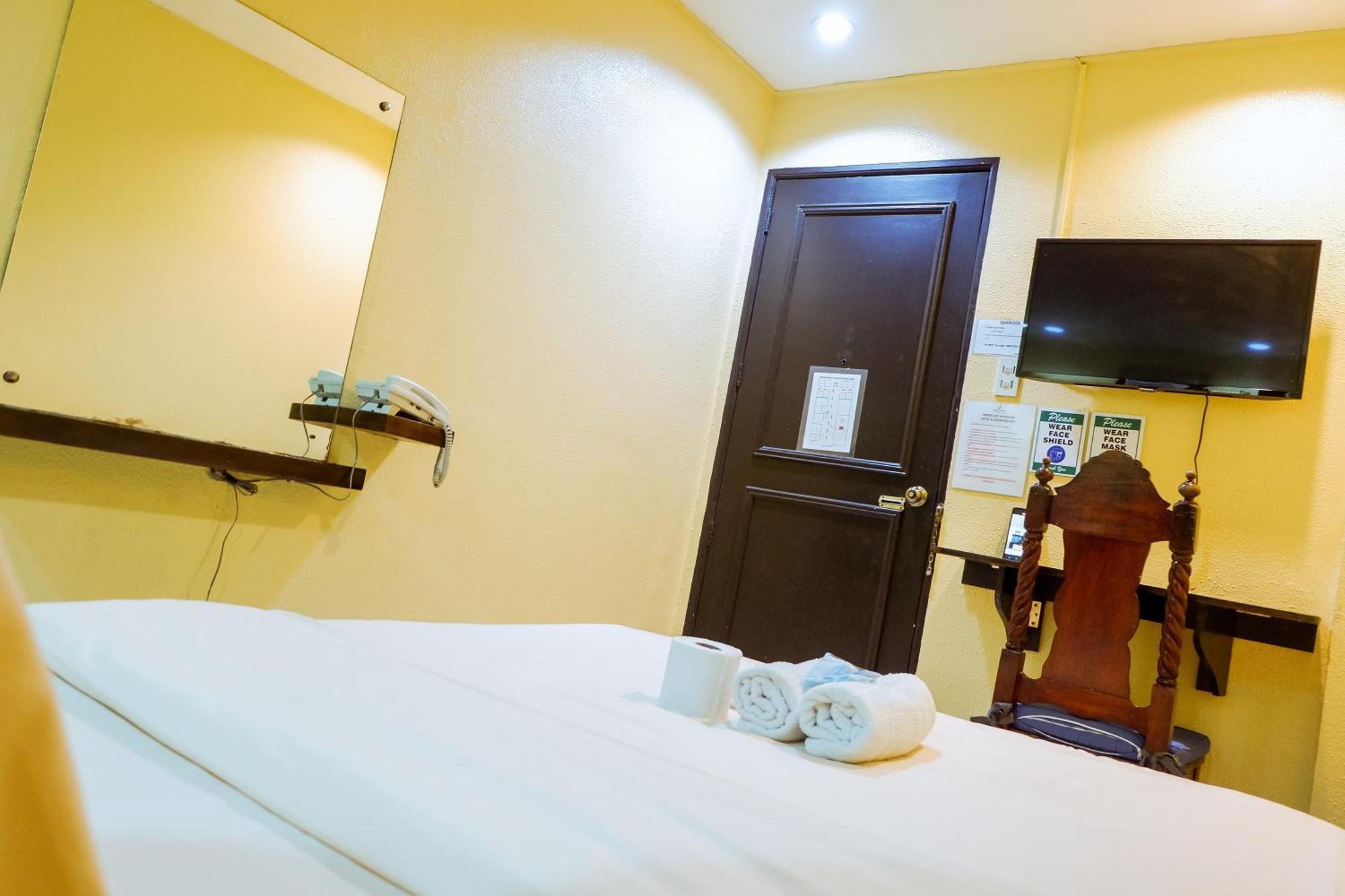 Hotel Juliano Manila Zewnętrze zdjęcie