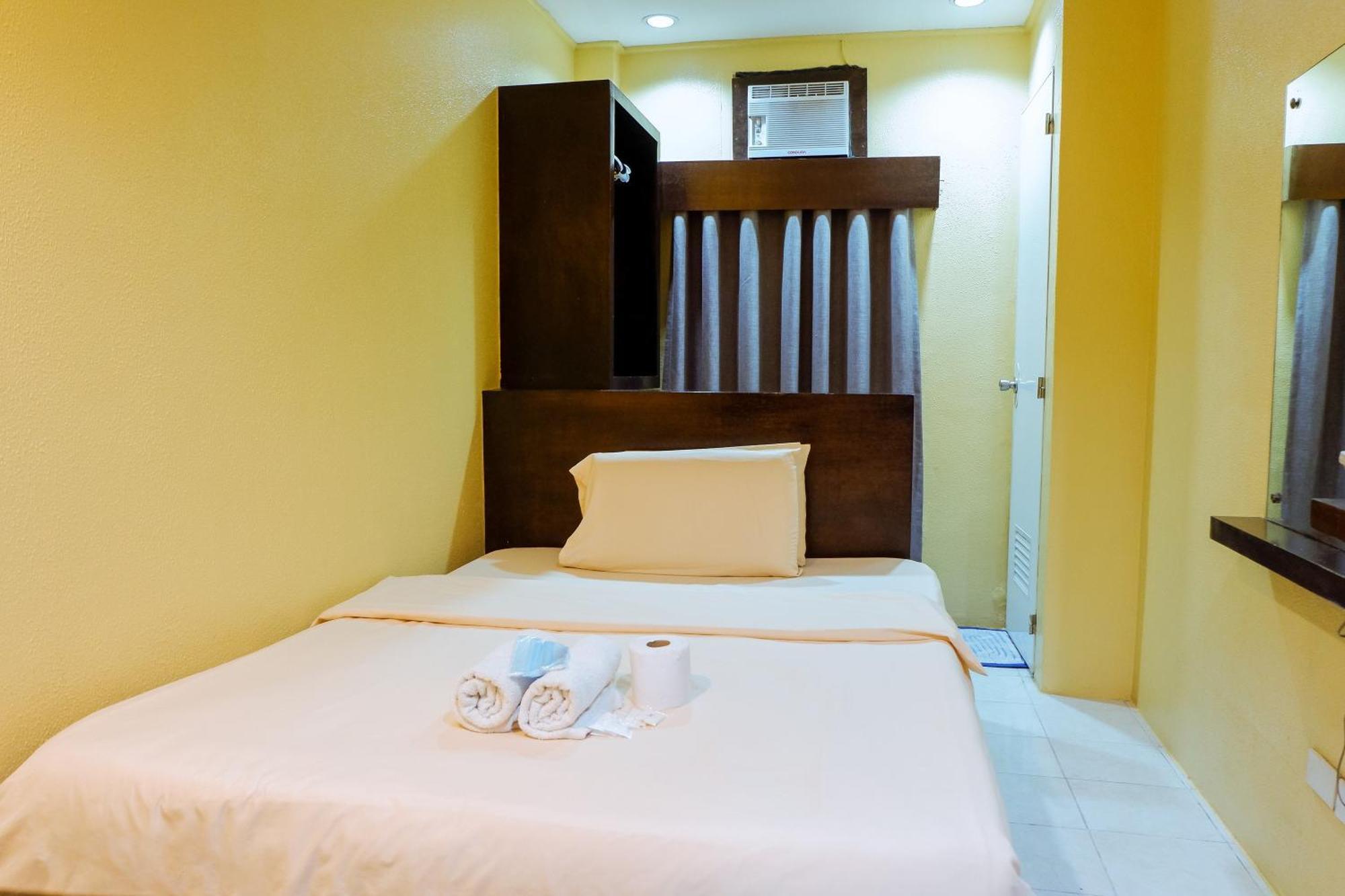 Hotel Juliano Manila Zewnętrze zdjęcie